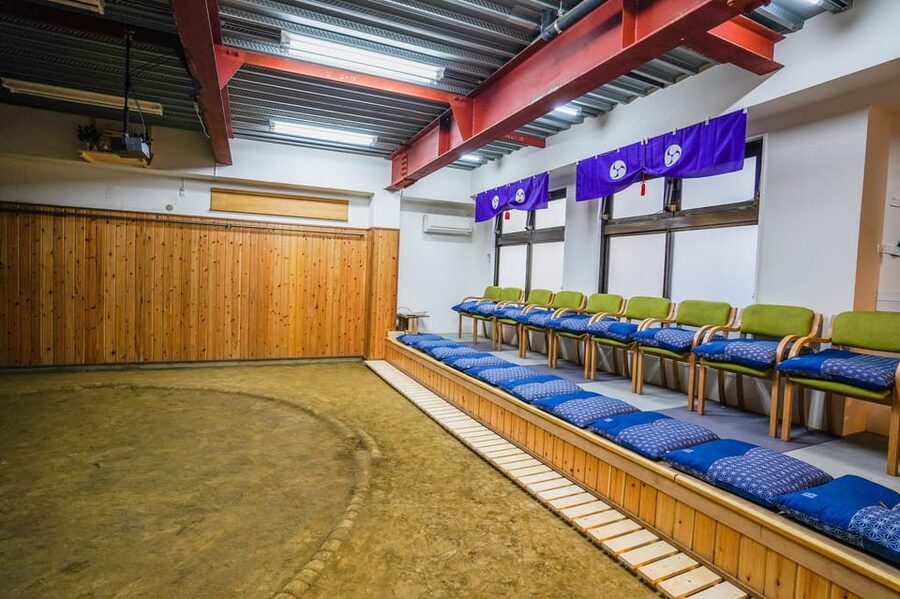 Tokyo: Authentic Sumo Wrestling Experience with Lunch - Why this sumo visit feels different from a tournament
