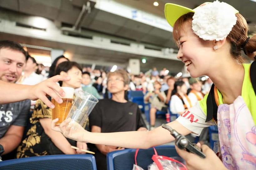 Tokyo Dome: Yomiuri Giants Baseball Game Ticket with Towel - Choosing the best opponent and start time