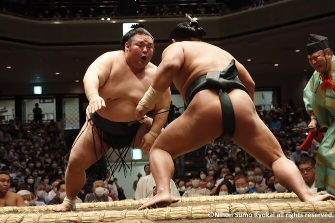 Tokyo Grand Sumo Tournament Viewing Tour with Tickets - Food, luggage, children, and timing