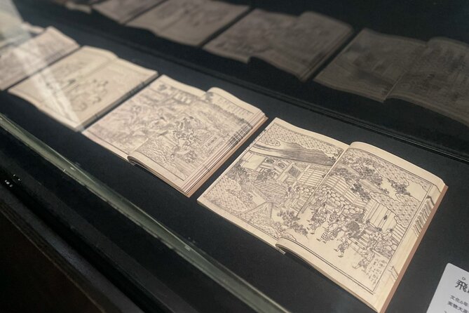 Tokyo: Know about Hokusai and Sumo culture in 2.5 hours - A quiet pause at Kyu Yasuda Garden