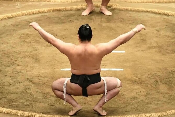 Tokyo Shinjuku Sumo Show and Experience with Drinks and Photo - Key points at a glance