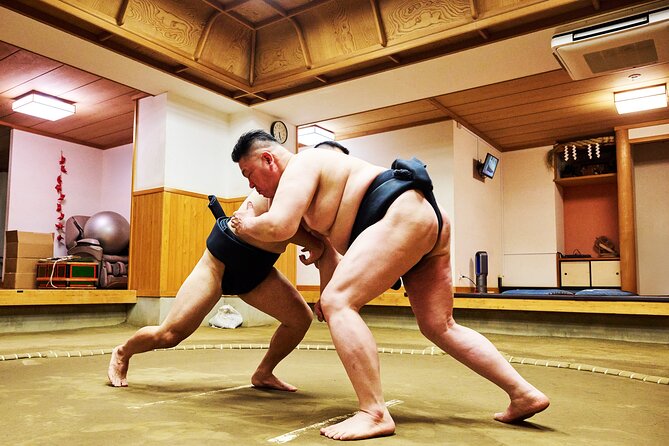 Tokyo Sumo Experience with Live Show & Audience Challenge - Learning sumo before the match