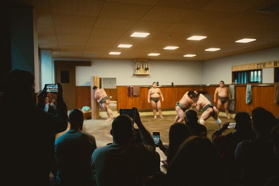 Tokyo: Sumo Morning Practice Tour at Sumida City - Entering the stable and taking your place