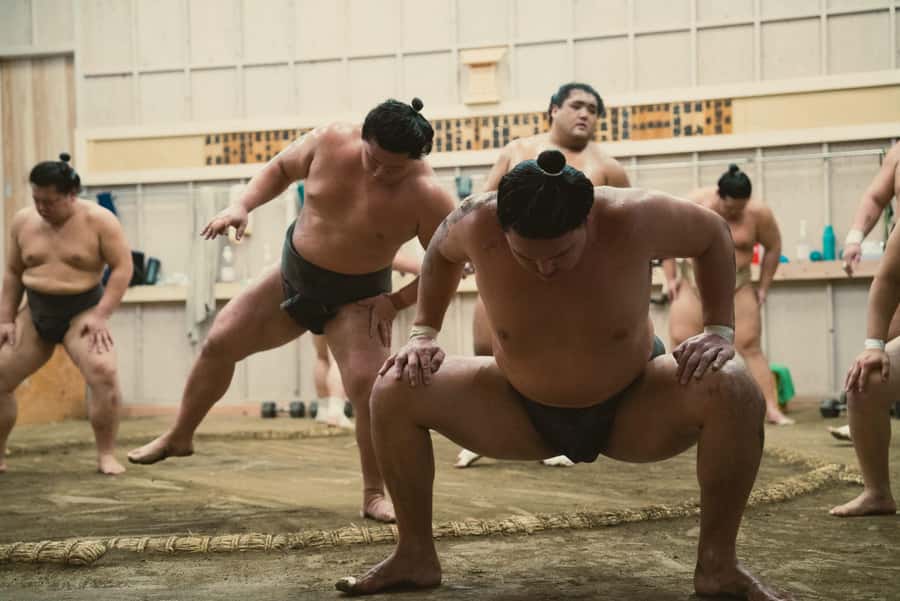Tokyo Sumo Morning Practice: Witness the Life of a Wrestler - Entering the beya and taking your place