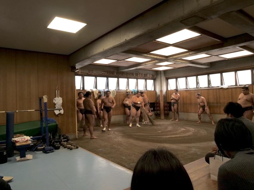 Tokyo: Sumo Practice Tour with Ring-Side Seat and Photoshoot - The photo opportunity at the end