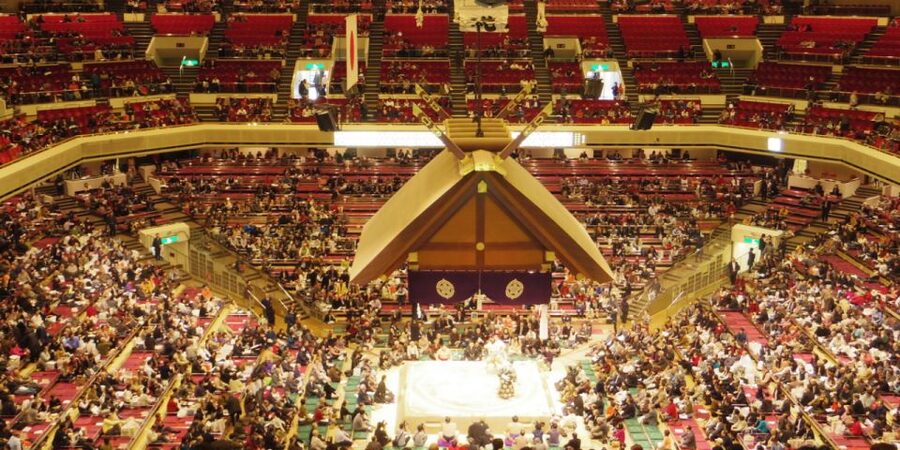 Tokyo: Sumo Tournament Tour with Chair Seat Tickets - Who should book this experience?
