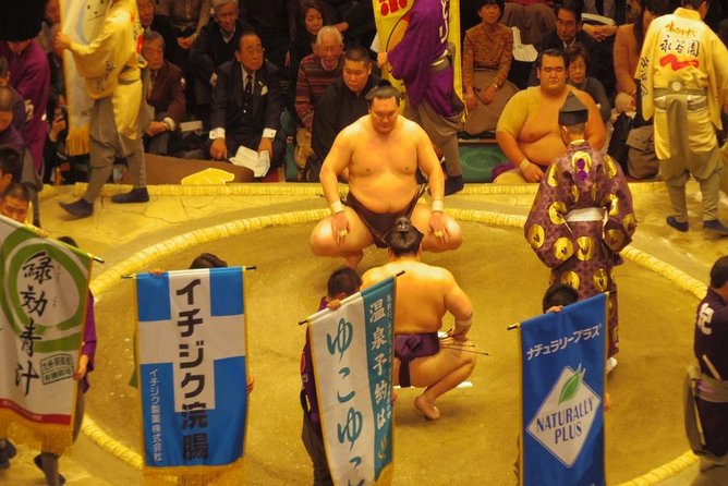 Tokyo Sumo Wrestling Tournament Experience - Meeting at Ryogoku Station and getting inside