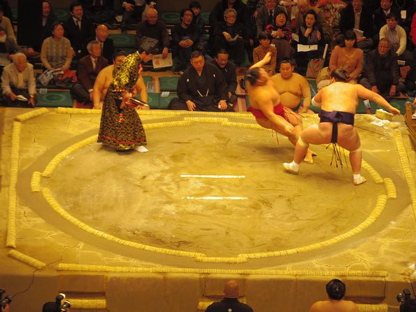 Tokyo Sumo Wrestling Tournament Experience - Three hours inside Ryogoku Kokugikan