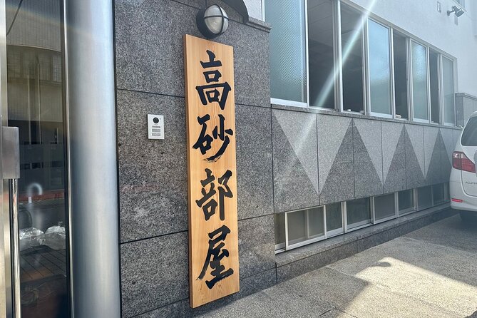 Tokyo: Visit Sumo Morning Practice with English Guide - Crowds, seating, and the main drawbacks