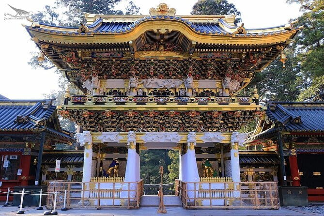 Tokyo Walking Tour : Sumo, Sushi, Tea, Temples and Tokyo Tower - Zojoji Temple: a peaceful hour with a task