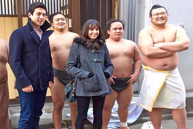 Watch Sumo Morning Practice at Stable in Tokyo - Group size, guidance, and the value of explanation
