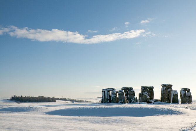 Windsor, Bath, Stonehenge and Salisbury Guided Tour on Boxing Day - Practical details that affect your day