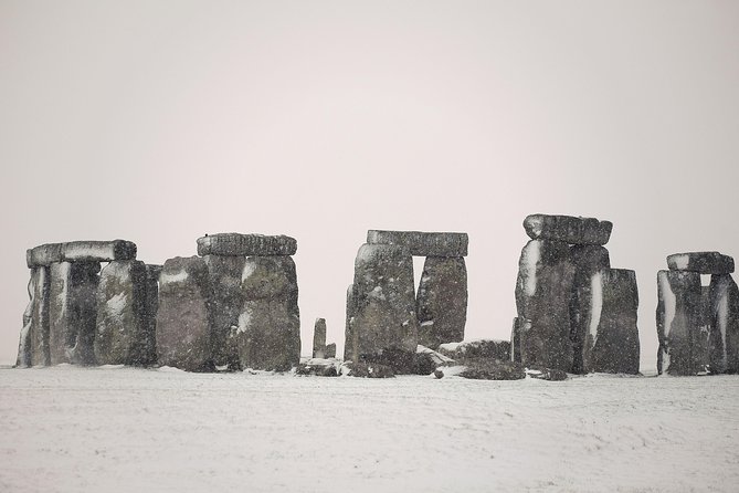 Windsor, Bath, Stonehenge and Salisbury Guided Tour on Boxing Day - Stonehenge: the day’s main included attraction