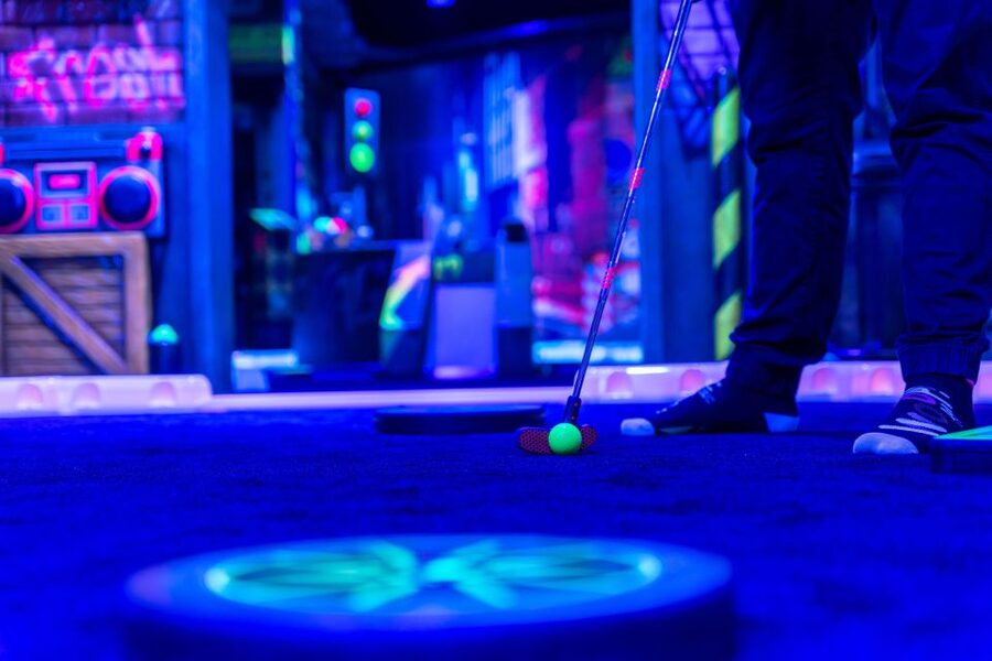Woop! Glow Golf: Maribor - Key points to know before you play