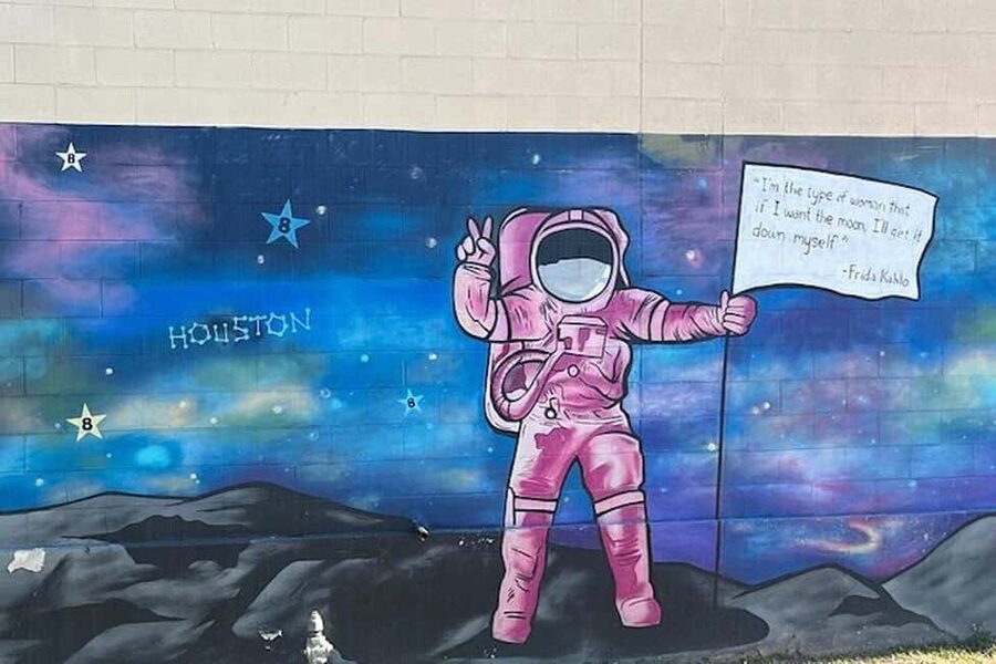 World Cup: Houston NASA Spanish Tour Guide & Driving Tour - Five Hours to Make Sense of Space Center Houston